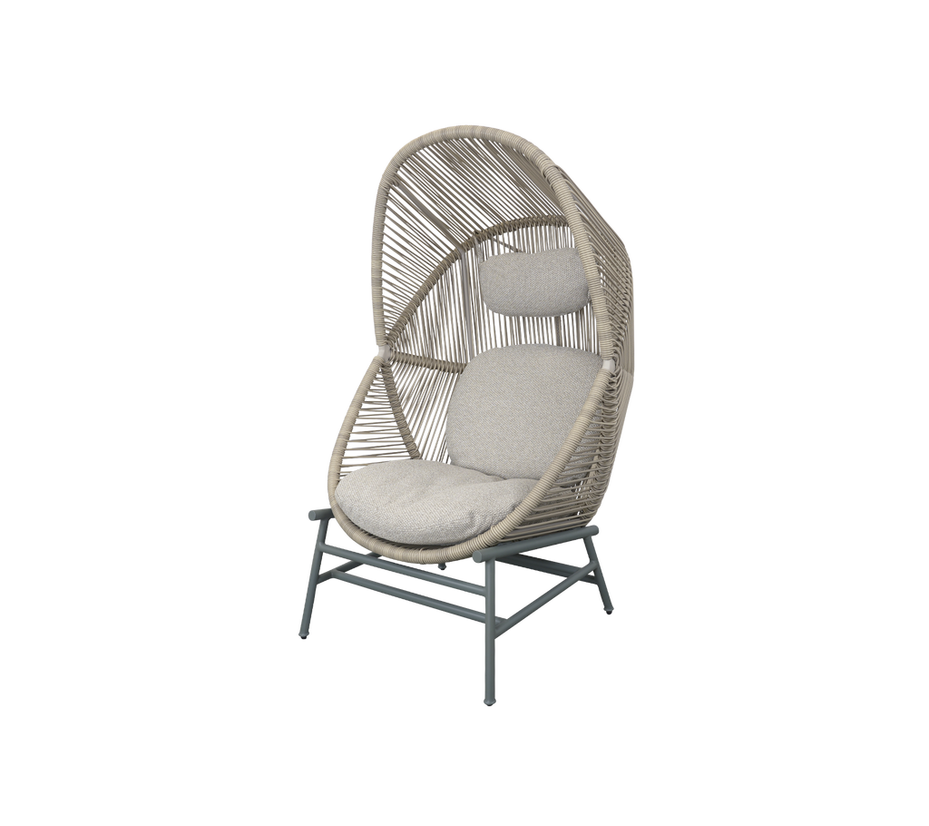 Woven Outdoor Lounge Chair Rope Base