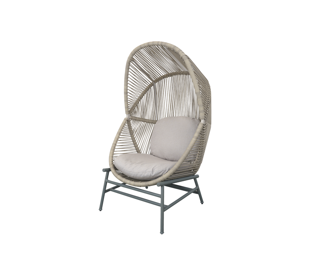 Woven Outdoor Lounge Chair Rope Base