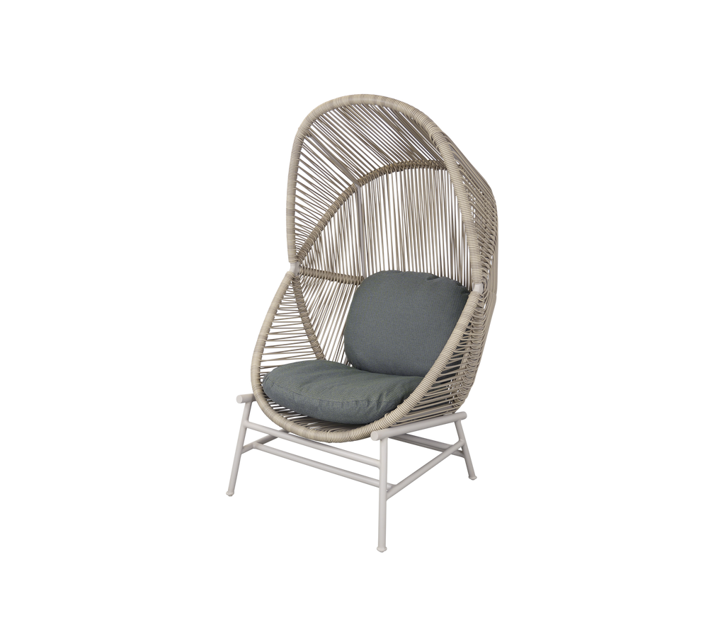 Woven Outdoor Lounge Chair Rope Base