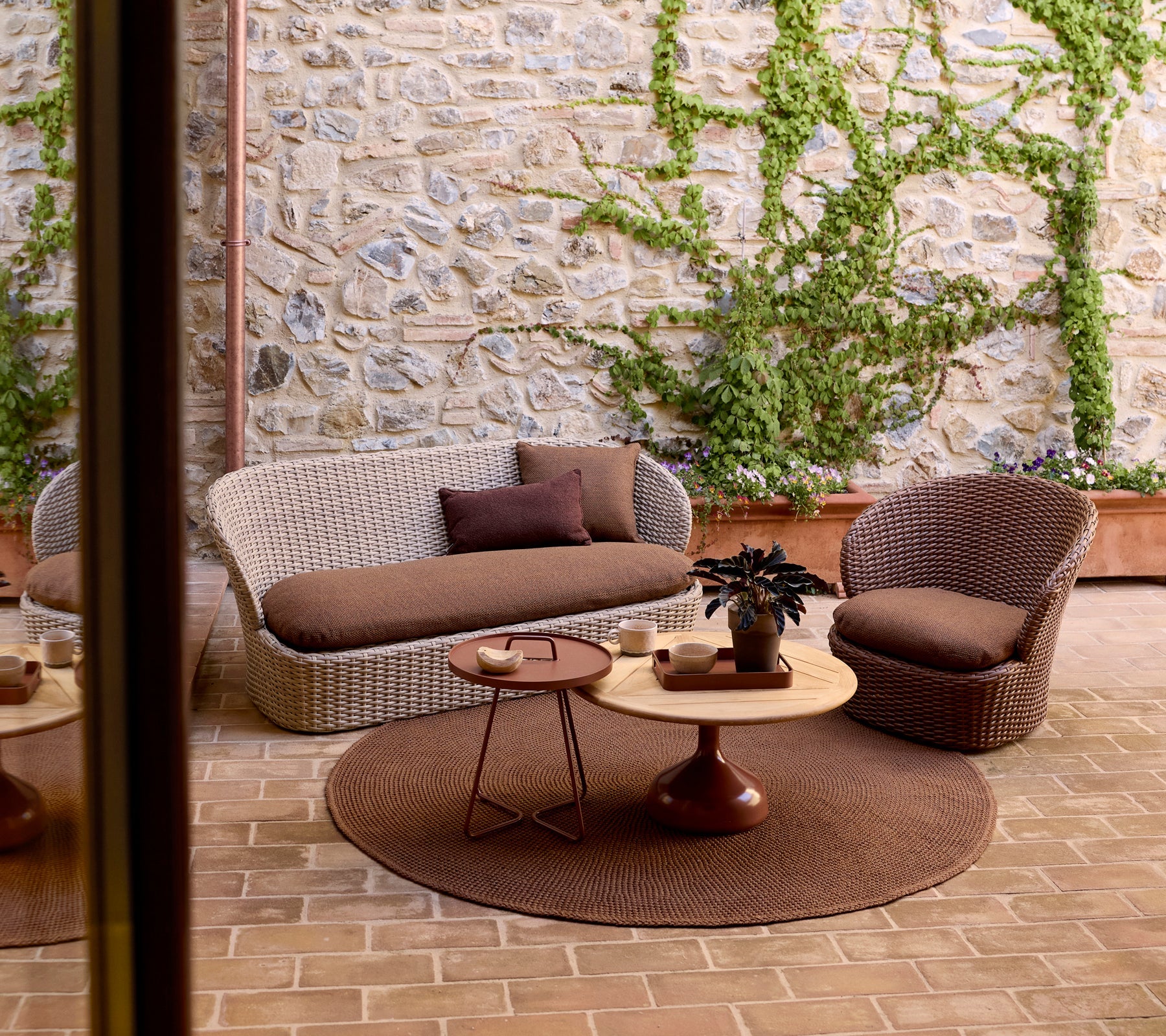 Swivel Outdoor Lounge Chair Woven