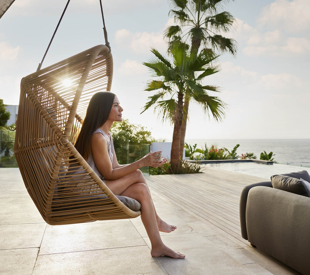 Woven Outdoor Lounge Chair Rope Base