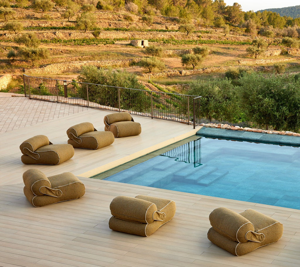 Modern Lounge Chair Plush Foam